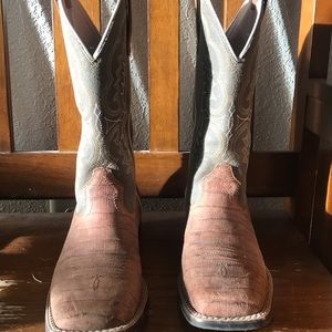Ariat Youth Cowboy boots size 2.5